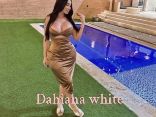 Dahiana_white