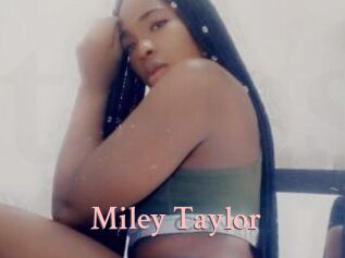 Miley_Taylor